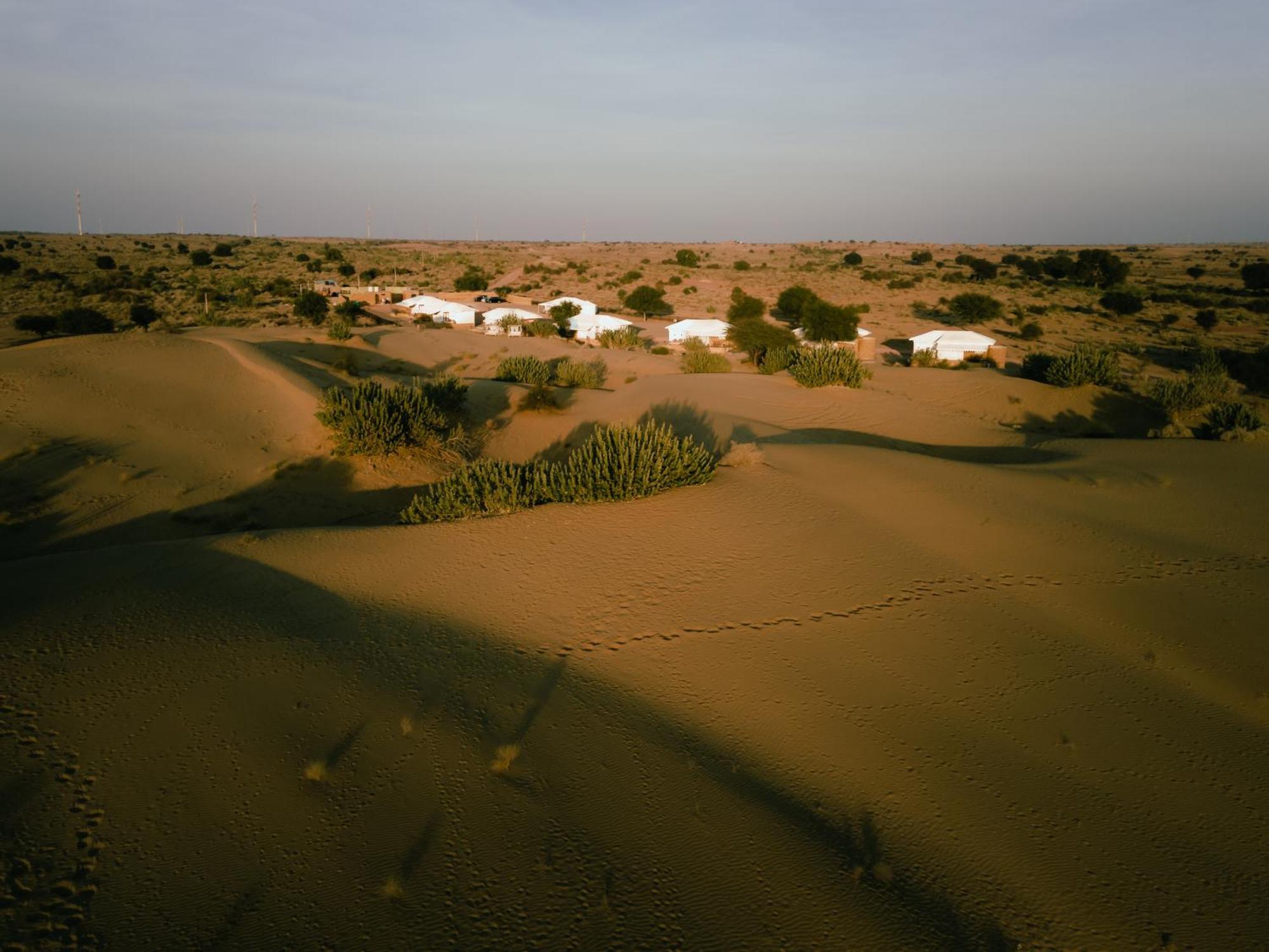 Hotel Grand Khalifa Luxury Camp Sām Esterno foto